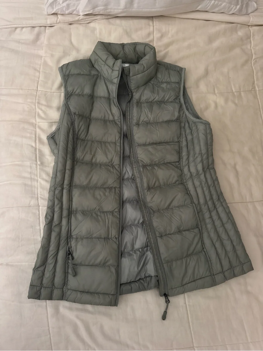 Lightweight Quilted Sage Green Sleeveless Puffer Vest